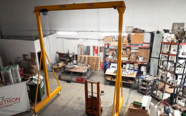 METALUX: Grua pont lleuger acer